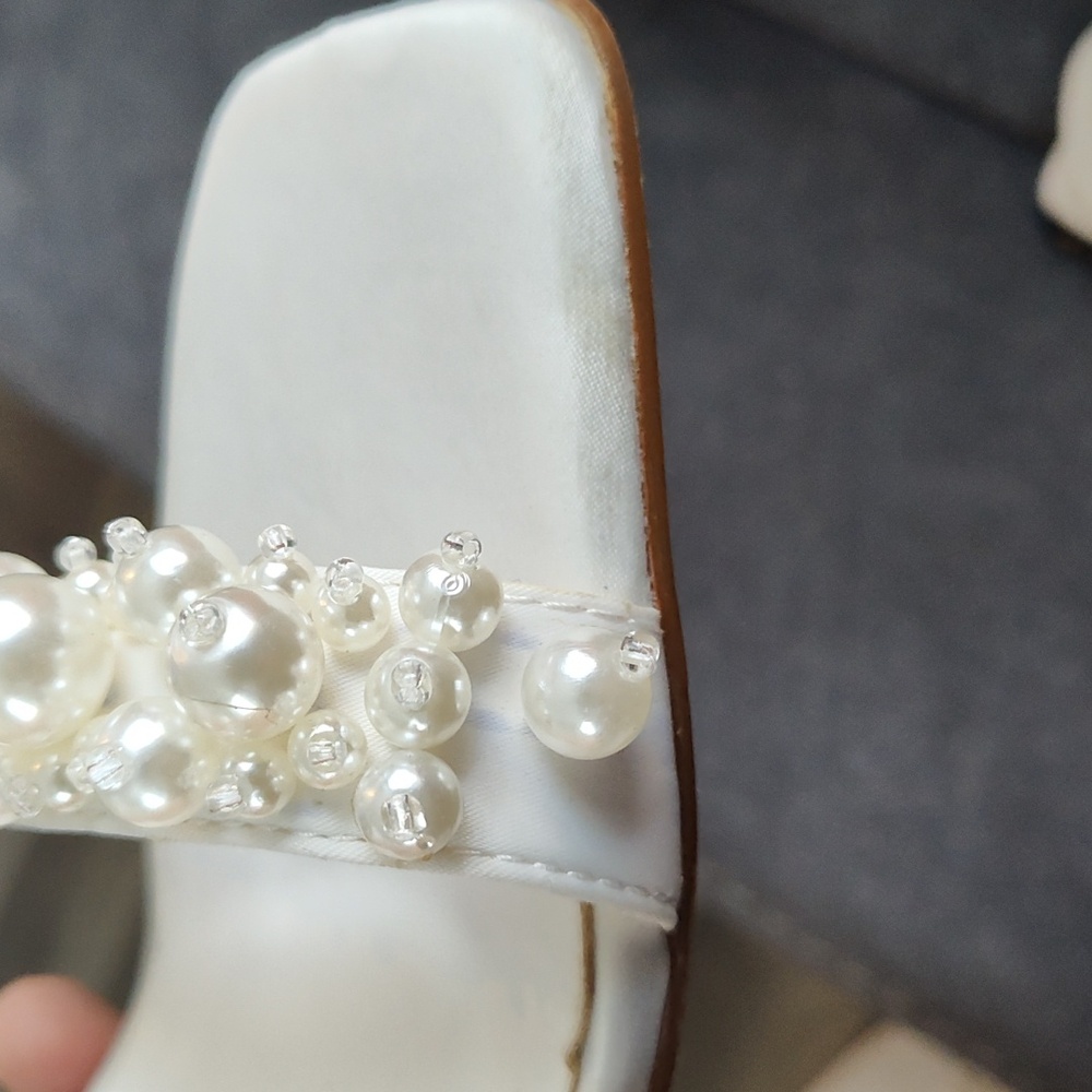 Womens Elegant Pearls Decor Back Zip Elegant White Stilettos Heels - Picture 15 of 15